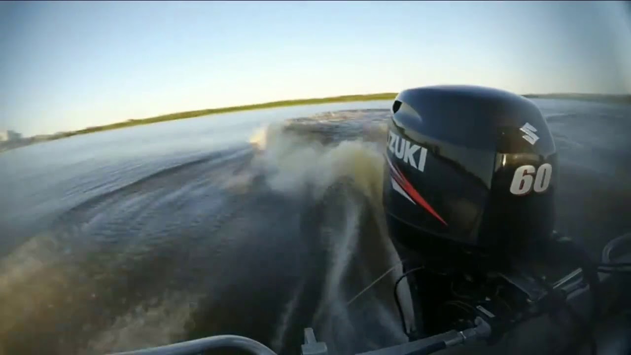 SUZUKI DF60 - YouTube