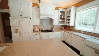 Estate Living at 74 Hands Creek Road, East Hampton