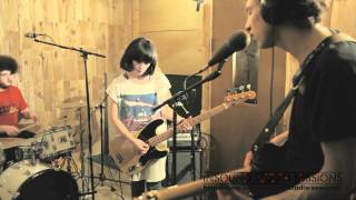 Yuck - Rubber (Live @ Insound Studio Sessions)