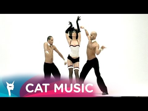 Claudia Cream Feat. Fat Man Scoop - Just A Little Bit (Official Video)