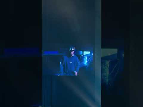   2     آرمین زارعی بارون