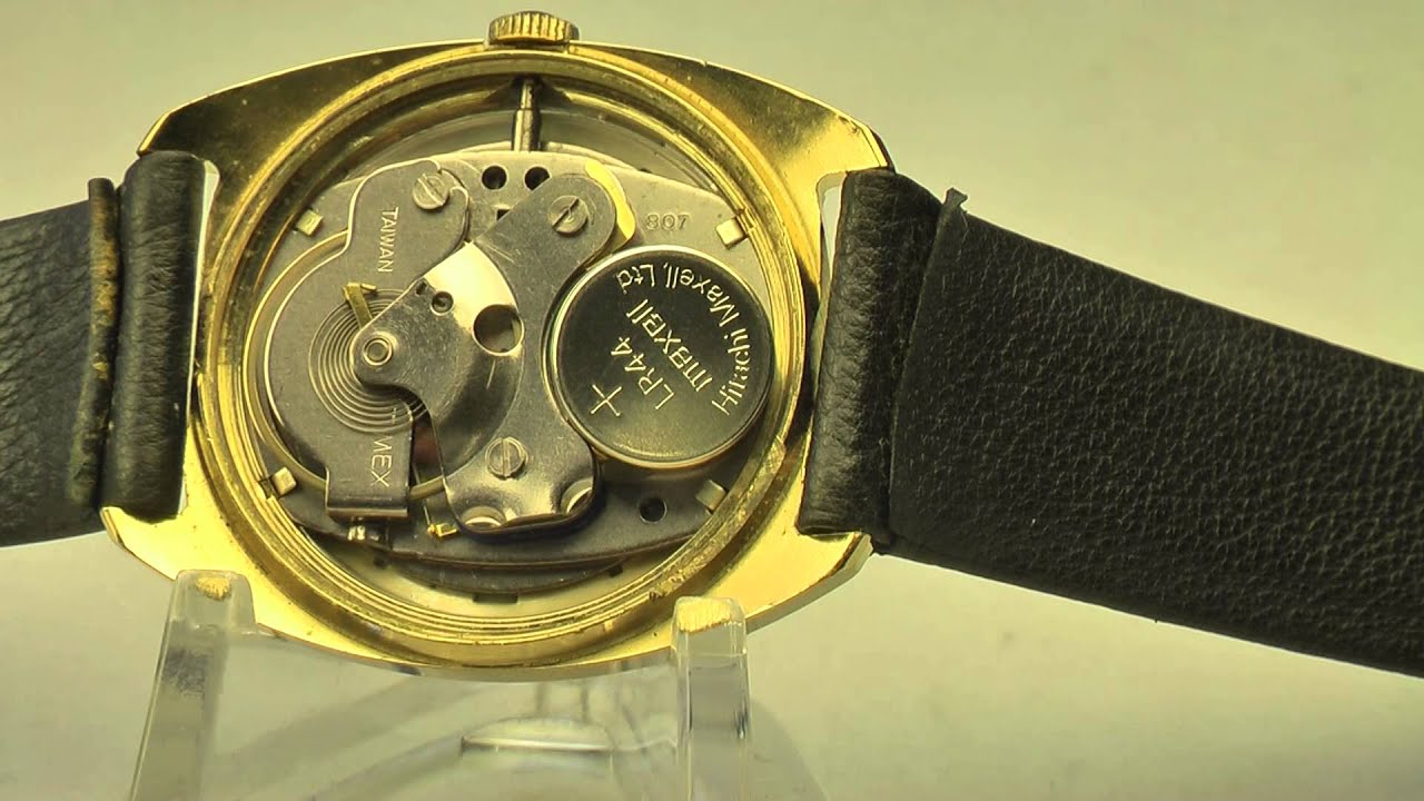 TIMEX タイメックス Electric ビンテージ時計 テンプ式クオーツ - YouTube