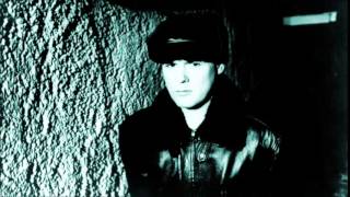 Watch Associates Nude Spoons video