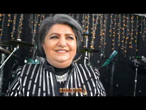 آنیتا غوغا آهنگ گل واژه از بانو زنده یاد هایده در کنسرت کشتی سوداتور آنیتا غوغا آنیتا کنسرت کشتی