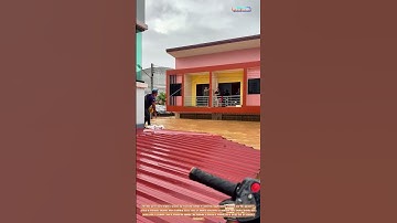 The Art of Flood Relief Using Bottles as Ropes