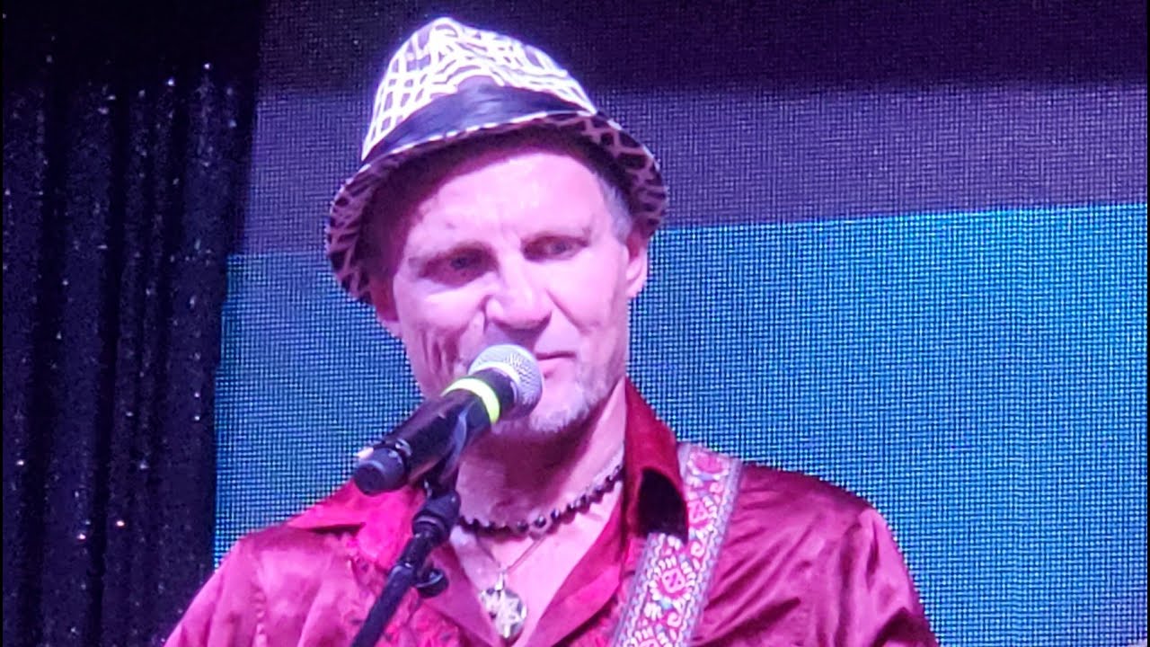 Bb live. Bb live