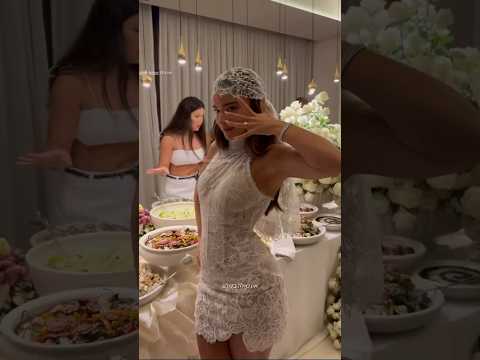 נועה בהפרשת החלה שלה ואיזה יפה היא Noakirel 