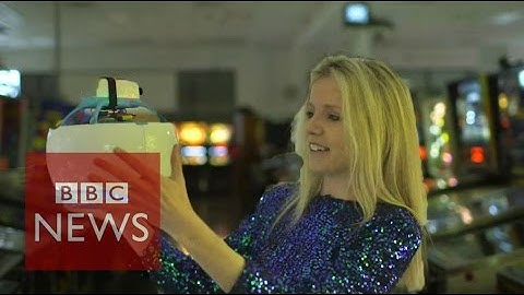 CES 2016: BBC reporter breaks 
