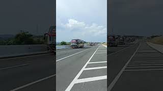 22 Bus Inds 88 Trans Jember To Jakarta
