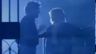 Olivia Newton - John - Dancin Round And Round