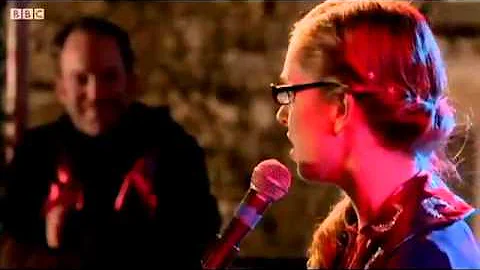 WolfBlood-Shanno...  sings Pull Of the Moon