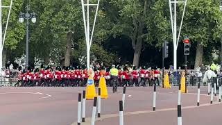 Buckingham Palace changing of the guards 2