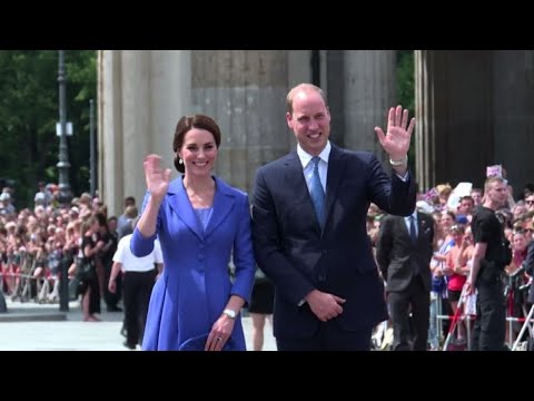 Video: Kate Middleton Lavorava Segretamente In Un Ospedale