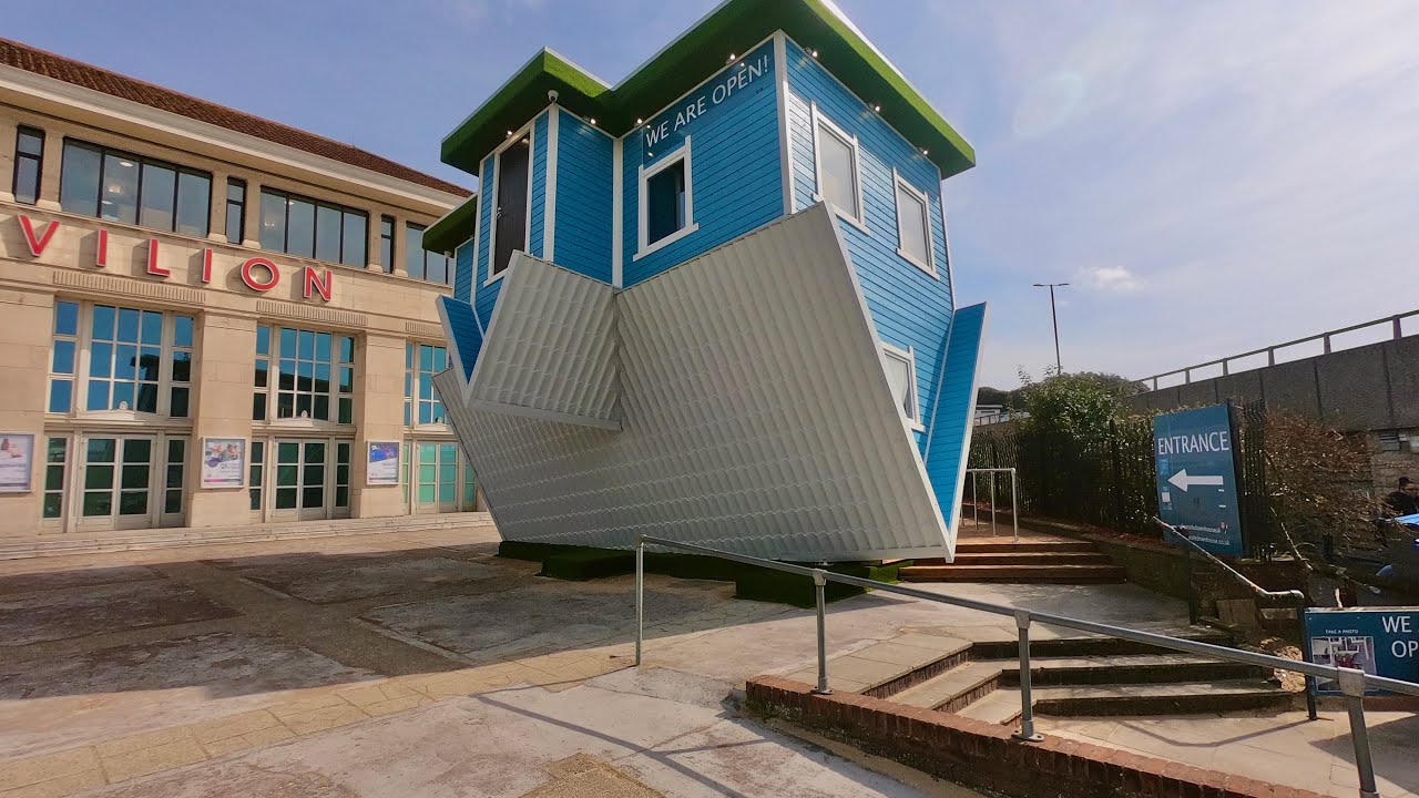 Upside down house -Bournemouth 