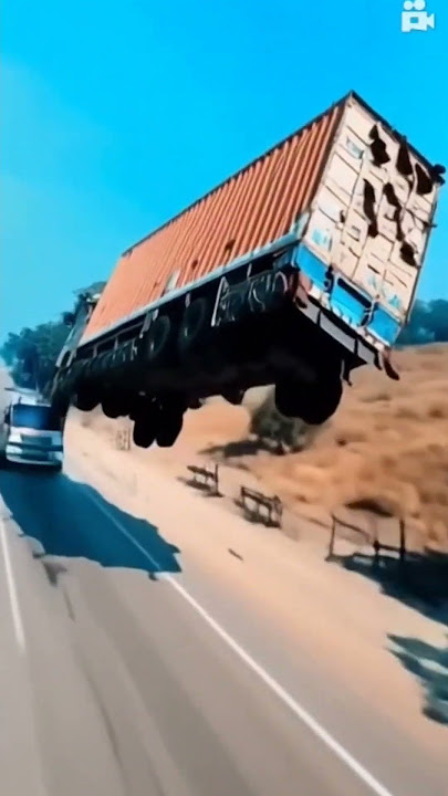 Lorry Flying Squeeze #aiedits #automobile