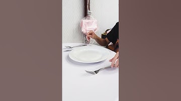 Creating the Perfect Cocktail Table Setup for Your Dream Wedding! 🍸💍