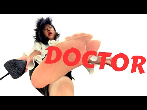 [ASMR] Giantess Doctor Aimee Shrinking You And Giving Treatment With Her Feet | 女巨人醫師