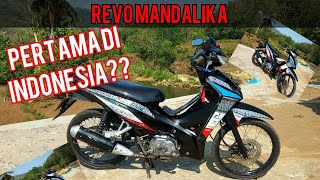 PASANG LIVERY MANDALIKA DI MOTOR REVO || PERTAMA DI INDONESIA?? #revoabsolute #revofit #mandalika