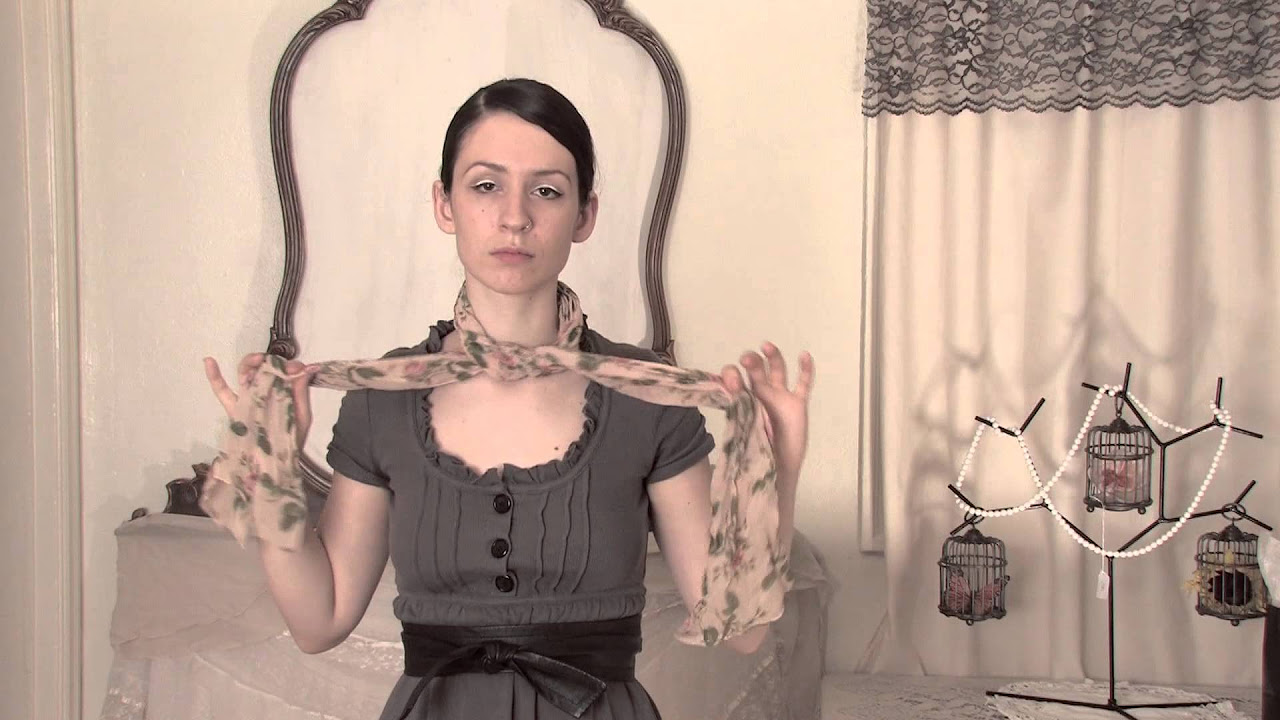 How To Tie A Bow Tie With A Scarf