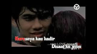 ACUH TAK ACUH GEISHA