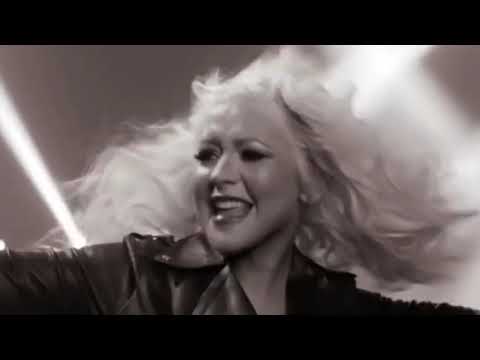 洋楽 Make This Moment AI - 「THE MOMENT feat ¥ellow Bucks」 (official video) - YouTube