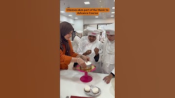 Do you also want to learn how to make cheesecake??? Join the Basic to Advanced Course now #hkrsho...