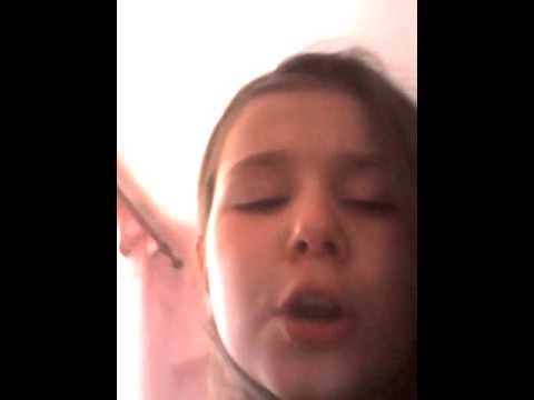 Antonia canta tata de Rubi