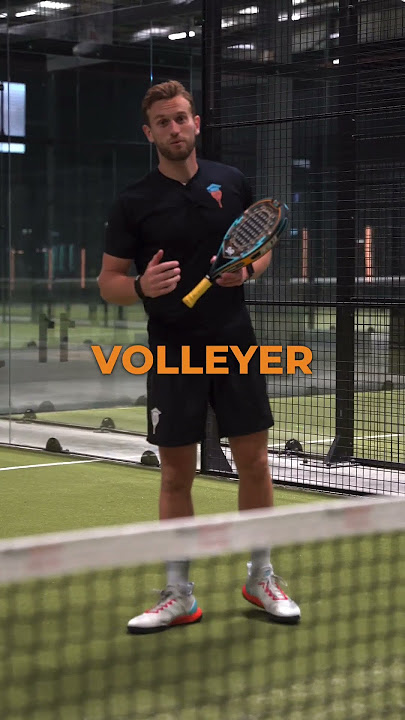 🎾🙌 ONLY Step Forwards on the Right Shot! #NetGame #PadelTennis