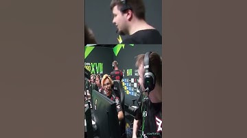 Ropz pulls off an insane 1HP pistol clutch 😱😮 #csgo #counterstrike