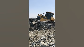 The best shantui dh17c2 bulldozer pushing rock so stronger💪💪