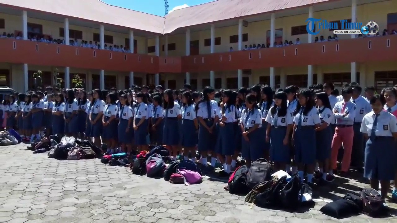 Suasana Pengumuman Kelulusan Di Sman 2 Rantepao By Tribun Timur