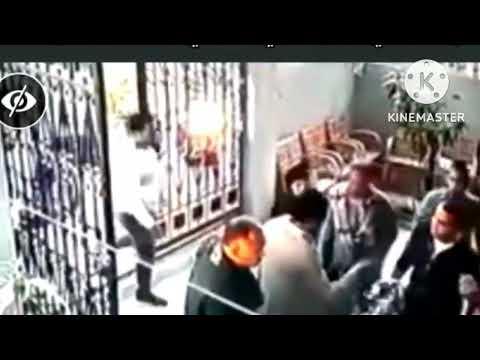 لحظه ضرب ضابط مباحث مركز البداري لسيده أمام اطفالها