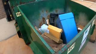 Dumpster Diving, Going back to the jackpot Hit, Scrapping Bits!! Scrap Metal