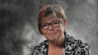 Lorayne Robertson -- Knowledge mobilization, policy analysis and critical media literacy