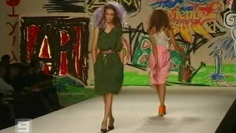 Catwalk Model fall (twice)