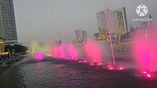 #ICONSIAM shows lights and dancing fountains..ไอคอนสยามโชว์ไฟแสงสีน้ำพุ.