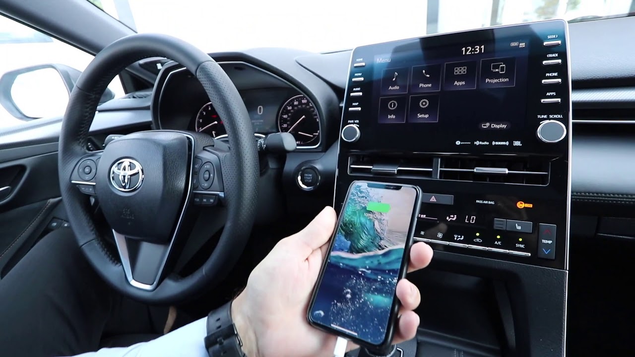 2019 Toyota Avalon // Apple CarPlay YouTube