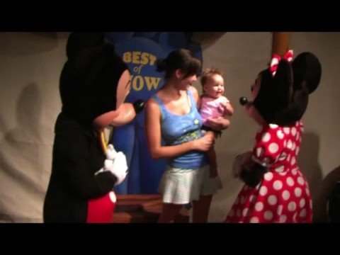 Lilly visits Mickey for the first time.