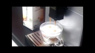 Saeco(サエコ) SUP041Cでカプチーノ作り(牛乳パック使用)
