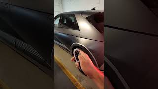 Hyundai Ioniq 5 Limited Can Get Out of Tight Parking Spot Itself! #ioniq #hyundai #tech