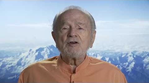 "Christianity vs. Churchianity" -  The Essence of the Bhagavad Gita with Swami Kriyananda