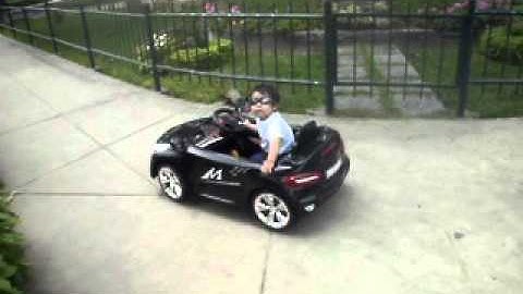 Matteo y el auto fantástico