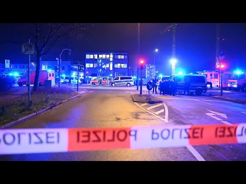 Video zeigt Schüsse! Amok-Täter schießt in Kirche, 8 Tote bei Terror-Anschlag laut Polizei Hamburg