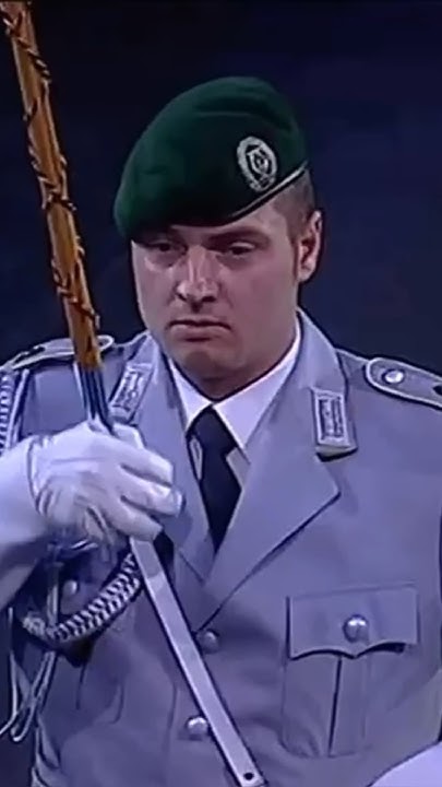 Revue Marsch Heeremusikkorps Neubrandenburg 🦅🇩🇪 bundeswehr militär