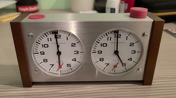 Swiss Chess Champion analog chess timer by Looping factory! A jewel from 1970