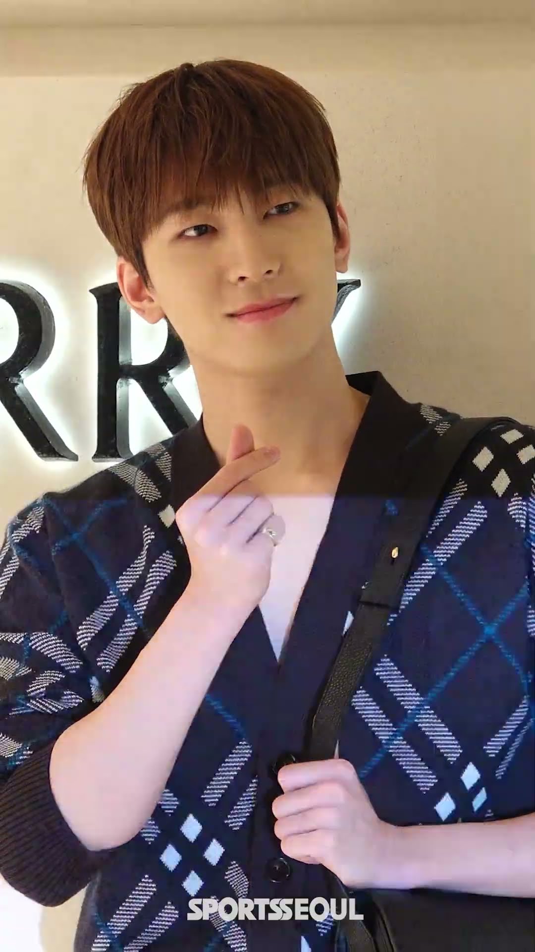 훈훈한 가을 남자의 향기 #세븐틴 #원우
