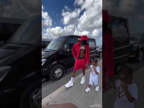 DIAMOND PLATNUMZ Anunua Gari La MAMILIONI Ya Pesa Alitumia Kwenda AIRPORT Na Wanawe