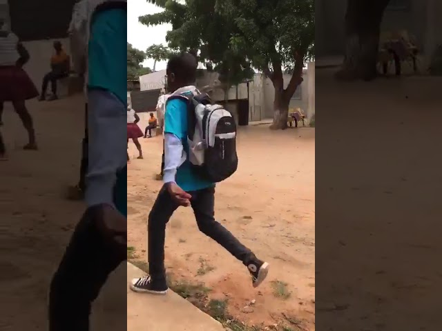 Michael Jackson impersonated in African dancer class=