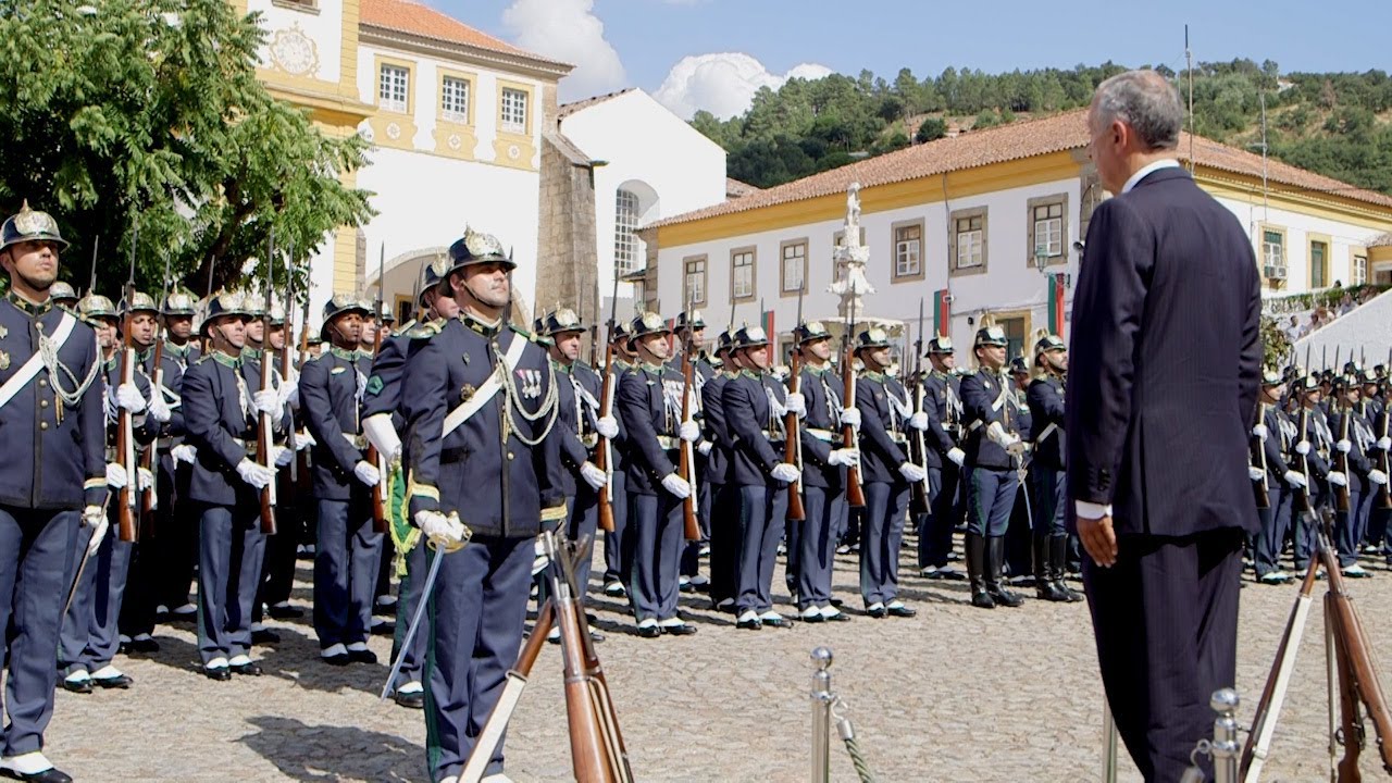 Cerimónia de Compromisso de Honra da GNR perante o Estandarte Nacional