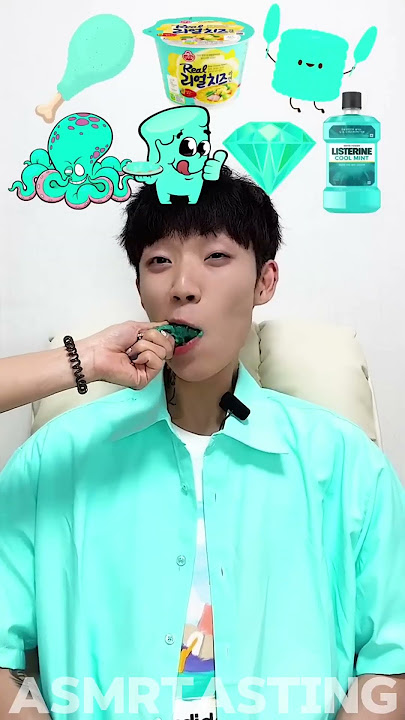 ASMR Eating Sounds MUKBANG 🤤💙 #shorts #mukbang #asmr